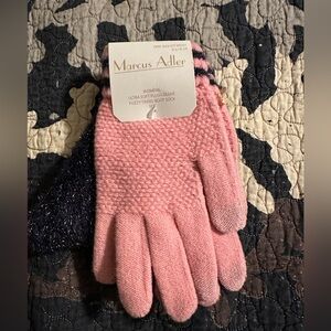 NWT Marcus Alder gloves and socks set.
